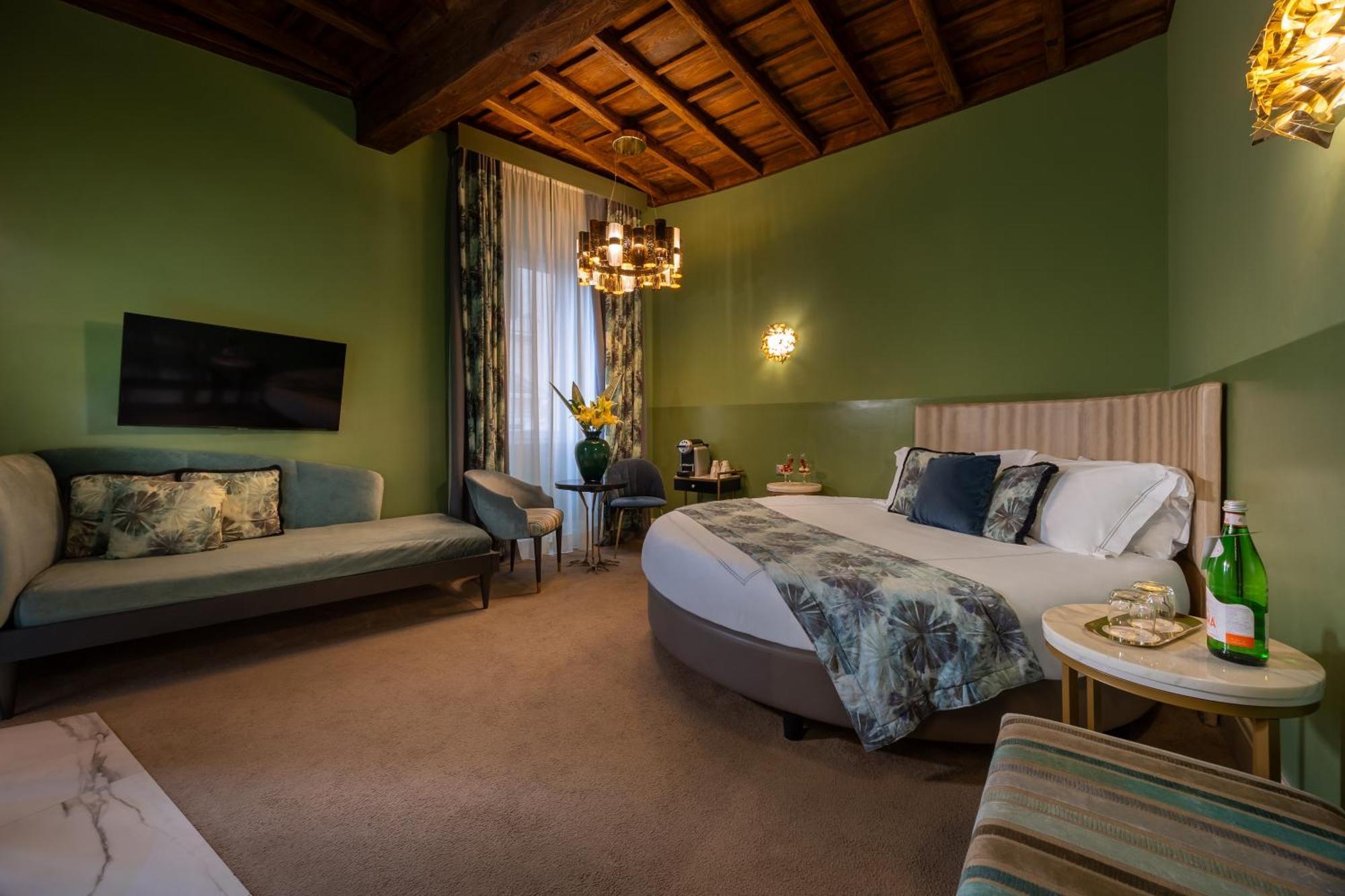 Torre Argentina Relais - Residenze Di Charme Pensión